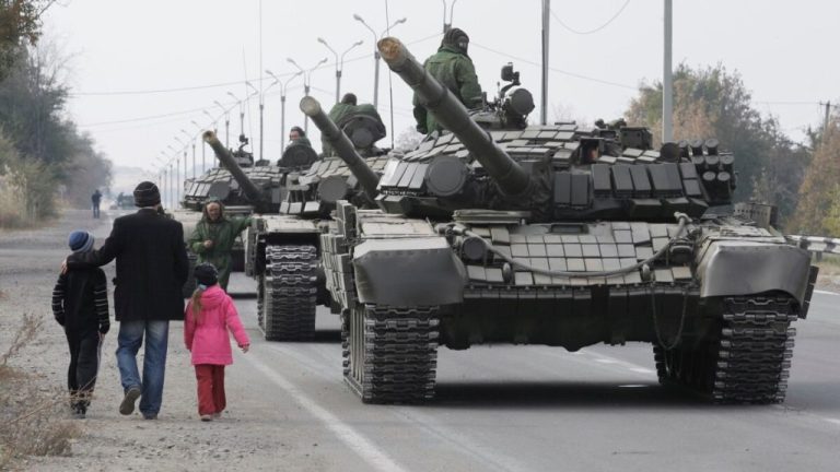 Почалося… Починається наступ на всю Україну від кудись не чекали, інша країна вводить війська. Ми в ш0ці, термінові новини
