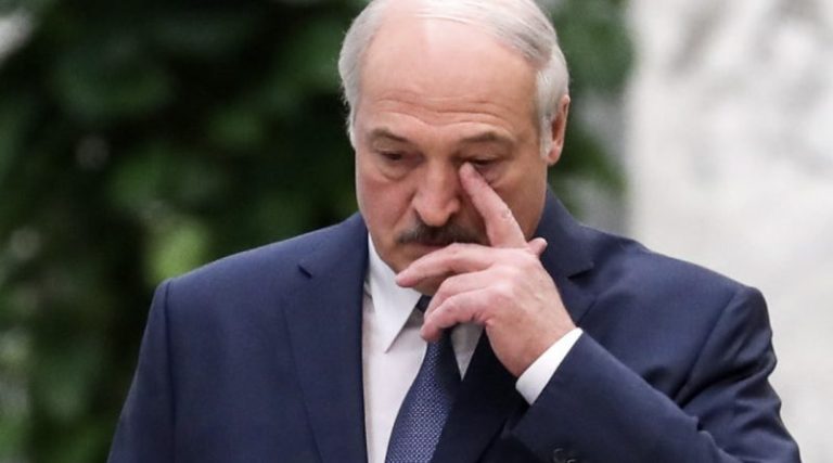 Ну що бацька, награвся в войнушку?! А тепер получай! Щойно В США офіційно заявили, що мають намір притягнути Лукашенка до відповідальності за підтримку вторrнення РФ в Україну